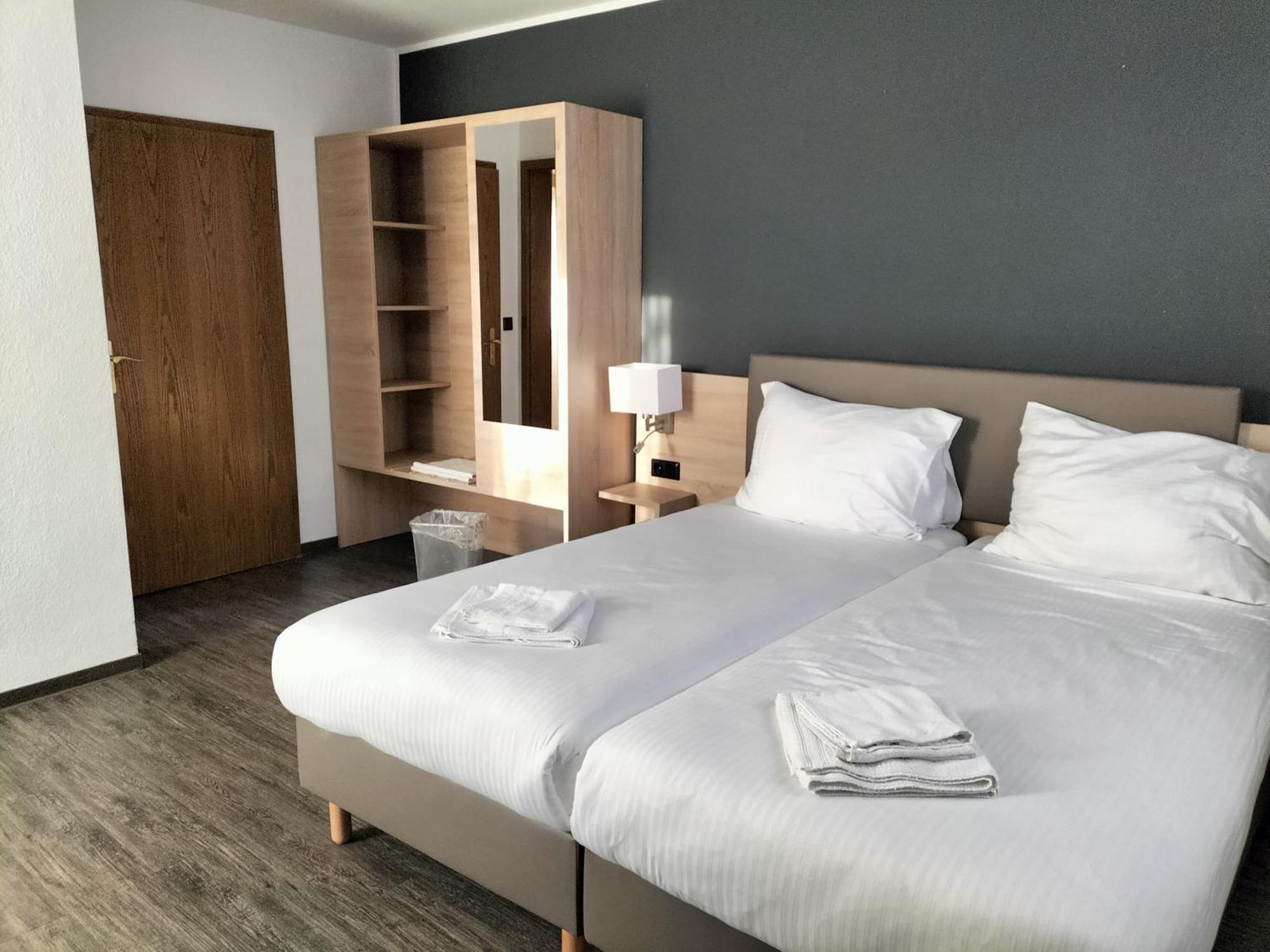 B3 Hotel Niederfell Quarto foto